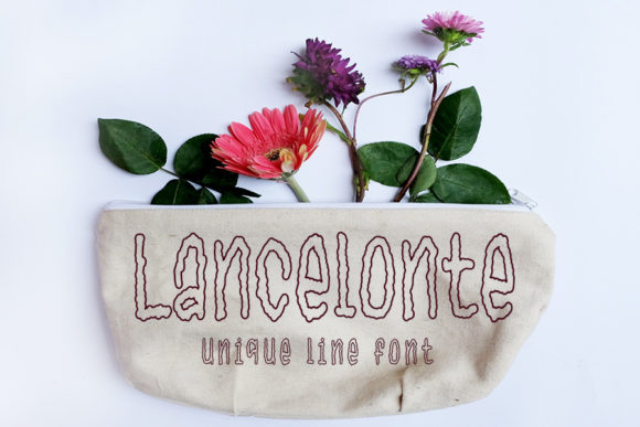 Lancelonte Font: Elegant Display Type